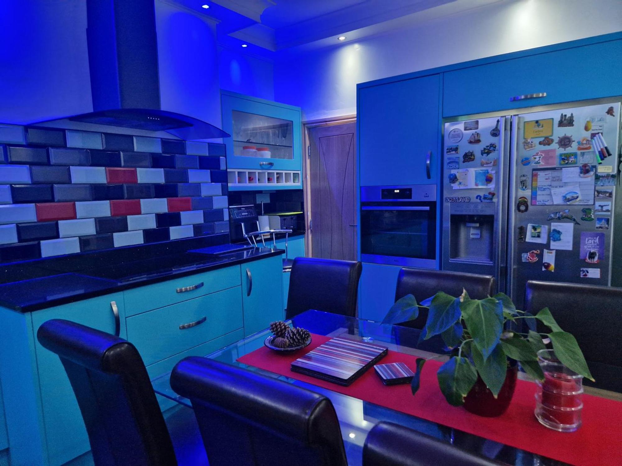 לידס Kayumba Properties Ltd מראה חיצוני תמונה